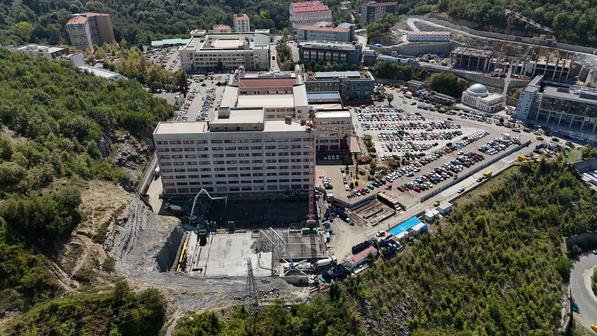 Zonguldak Bülent Ecevit Üniversitesi Eğitim-Araştırma Hastanesi Ek Bina – Kaba Yapı İnşaatı Projesi