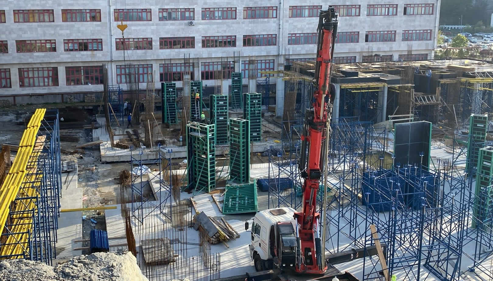 Zonguldak Bülent Ecevit Üniversitesi Eğitim Araştırma Hastanesi Ek Bina Kaba Yapı İnşaatı 
